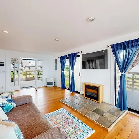 Saddle Point Ocean View Cottage